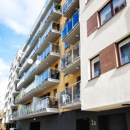 Jugins Comfort Apartman *